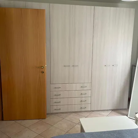 Zenith Bed & Breakfast Onore